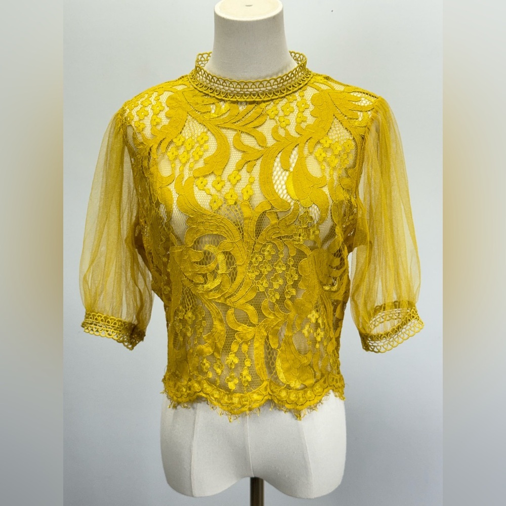 PEACH Chic Mustard Yellow Lace high neck sheer sleeve Blouse size M